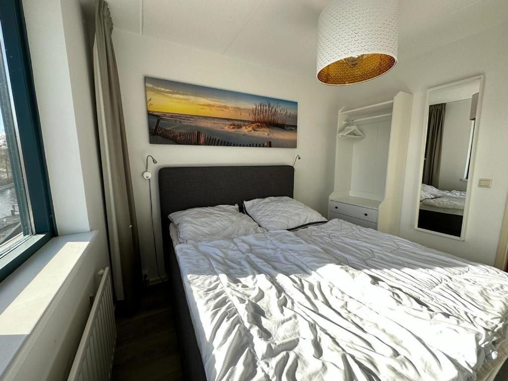 Ferienhaus Am Wasser Lemmer 136 Neu Renoviert Exterior photo
