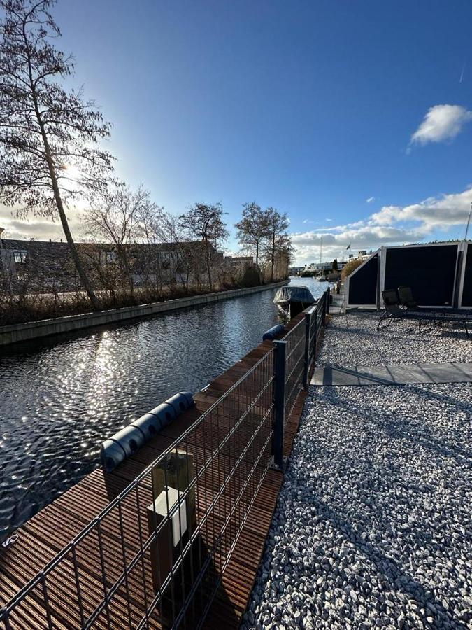 Ferienhaus Am Wasser Lemmer 136 Neu Renoviert Exterior photo